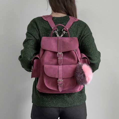 Backpack Grafea Backpack, Pom Pom Charm, Leather Tag, My Bag, Nubuck Leather, Dark Colors, Flap Pocket, Leather Backpack, Fashion Backpack