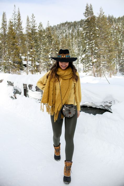 what to do in lake tahoe Kathleen Barnes, Sorel Duck Boots, Tahoe Winter, Lake Tahoe Winter, Carrie Bradshaw Lied, Dog Boots, Outerwear Outfit, Carrie Bradshaw, Duck Boots