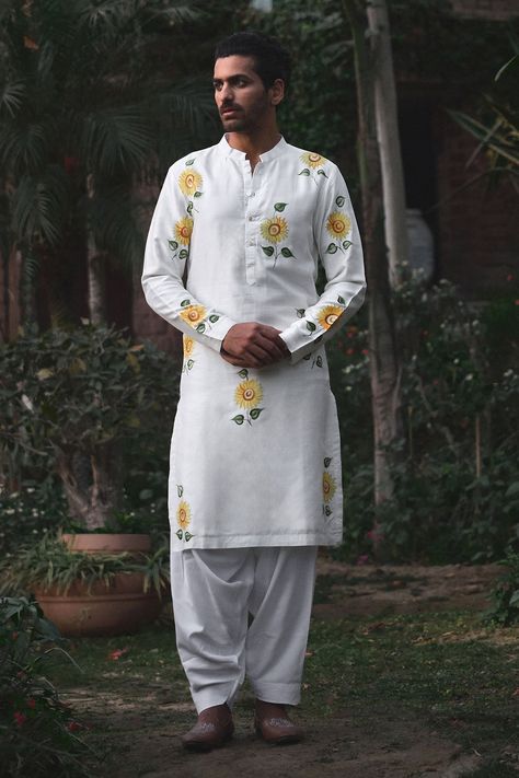 Shop for these amazing collections of Off White Dupion Raw Silk Hand Painted Alwar Sunflower Kurta And Set For Men by Ankit V Kapoor online at Aza Fashions. White Salwar, Painted Sunflowers, Men Kurta, Salwar Pattern, Fabric Painting On Clothes, Kurta Design, White Kurta, Indian Groom, Antique Gold Jewelry