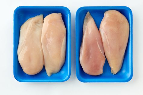 PSA! How To Clean Chicken Before Cooking, Chicken Tips, Marinate Chicken, Basting Sauce, Food Safety Tips, Cooking Chicken, Tasty Meat, Food Handling, Tasty Meals