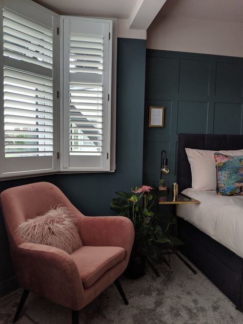 https://www.franklinpainting.com/blog/ Inchyra Blue Bedroom, Morris Bedroom, Blue Feature Wall Bedroom, Farrow And Ball Bedroom, Blue Green Bedrooms, Green Bedroom Walls, Blue Bedroom Walls, Inchyra Blue, Spare Bed