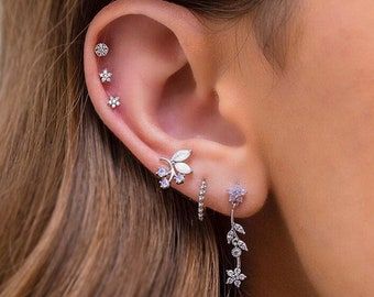 Helix Piercings, Cool Ear Piercings, Pretty Ear Piercings, Cute Ear Piercings, Multiple Ear Piercings, Double Helix, Gold Earrings For Women, Butterfly Earrings Stud, Stud Earrings Set