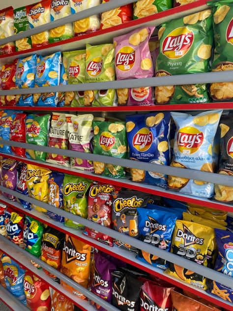 Korean Supermarket Aesthetic, Junk Food Snacks Aesthetic, Lays Chips, Eating Food Funny, Junk Food Snacks, Grocery Foods, Coffee And Espresso Maker, Makanan Diet, Snack Foods