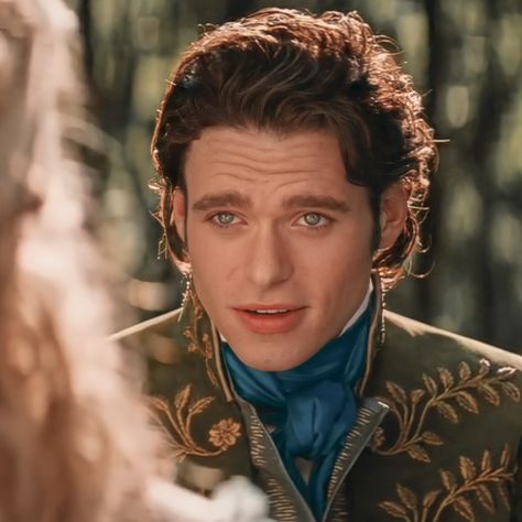 Cinderella Richard Madden, Cinderella 2015 Prince, Cinderella Live Action Prince, Cinderella Movie Aesthetic, Cinderella And Prince Charming Aesthetic, Prince Charming Live Action, Cinderella 2015 Aesthetic, Richard Madden Aesthetic, Richard Madden Cinderella