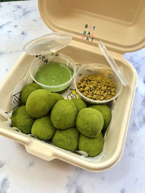 Best Disneyland Food, Matcha Mochi, Disneyland Food, Food Receipt, Food Wishes, Green Food, Food O, Birthday Food, Food Obsession