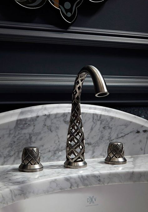 These Beautiful And Working 3D Printed Metal Faucets Seem Too Unreal Unique Faucets, Drukarka 3d, Metal Printing, 3d Cnc, Faucet Design, Astuces Diy, 3d Printed Objects, 3d Printed Metal, 3d Printing Ideas