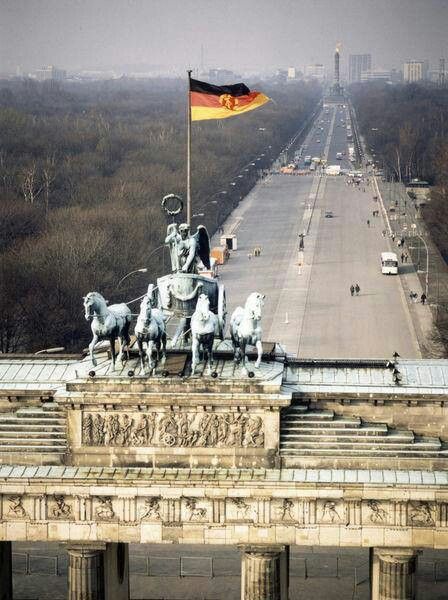 Berlin Architecture, Berlin Photography, Berlin Photos, West Berlin, East Berlin, Brandenburg Gate, Berlin City, German History, Berlin Wall