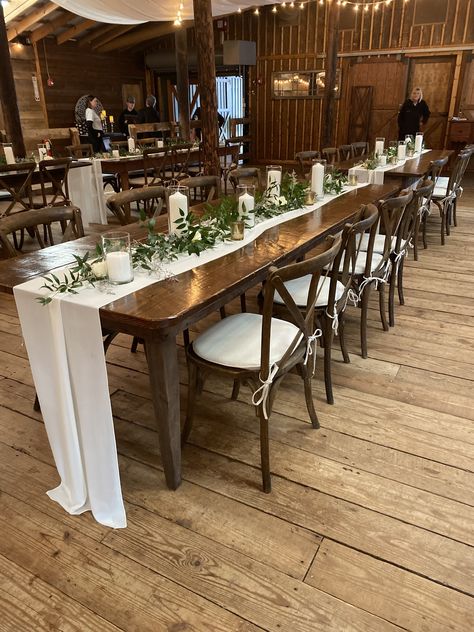 Wedding Reception Wood Tables, 6ft Wedding Table Decor, Low Reception Centerpieces, Reception With Rectangle Tables, Farm Table Wedding Decor Simple, Table Centerpieces For Long Tables, Minimalist Centerpiece Wedding Long Table, Wedding Centerpiece For Long Table, 8 Ft Wedding Table Decor