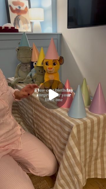 amy at bluebell on Instagram: "I loved doing this for my toddler in July. Cost next to nothing and he loved it so much that he cried on the way to nursery the following Monday because he just wanted to ‘party with his teddies’ 🥺🎉🥳🎂 #cottagecore #cottageliving #cottagelife #cottagerenovation #toddlers #birthdayidea #turningtwo #mumhack #parentinghack #birthdayparty #partyidea #twoyearolds #toddlerparty #surpriseparty #wholesome" Kids Birthday Morning Surprise, Toddler Birthday Morning Surprise, Birthday Morning Surprise For Kids, Kids Birthday Morning, Birthday Activity Ideas, Birthday Surprise Kids, Birthday Breakfast Party, Birthday Morning Surprise, Birthday Morning