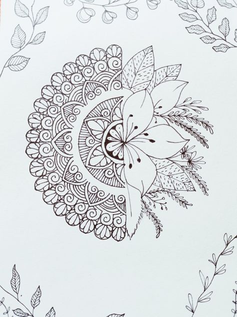 #aesthetic #mandala #art #mandala-art #flower-art #beautiful #beautiful-flower #hand-drawn #cute #pretty Flower Mandala Sketch, Aesthetic Mandala Art, Botanical Mandala, Aesthetic Mandala, Mandala Sketch, Henna Inspo, Creative Drawings, Empty Canvas, Mandala Flower