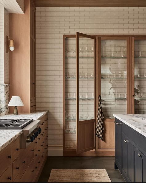 Modern Backsplash, White Oak Kitchen, Devol Kitchens, Emily Henderson, Green Cabinets, Oak Kitchen, Yellow Kitchen, Kitchen Trends, Modern Farmhouse Kitchens