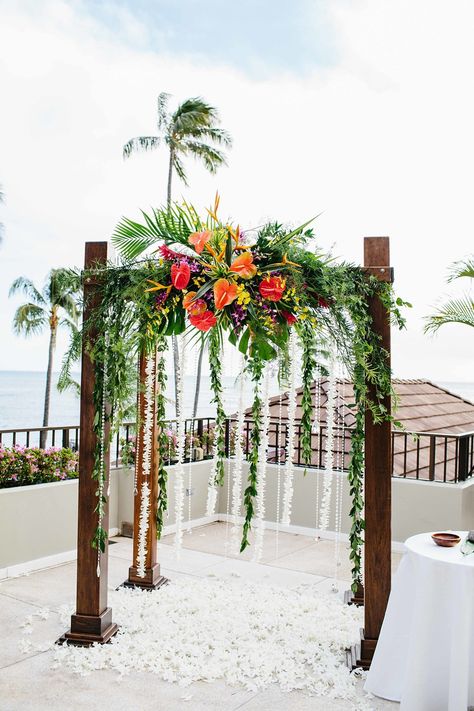 Small Destination Wedding, Halekulani Hotel, Destination Wedding Details, Tropical Destination Wedding, Wedding In Hawaii, Wedding Alters, Tropical Beach Wedding, Tropical Wedding Flowers, Wedding Altars