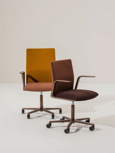 Kinesit Met chair by Lievore Altherr Molina for Arper Contemporary Office Chairs, Work Chair, Soft Flooring, Office Environment, Contract Furniture, Task Chair, Office Chairs, Table Accessories, Eames Lounge Chair