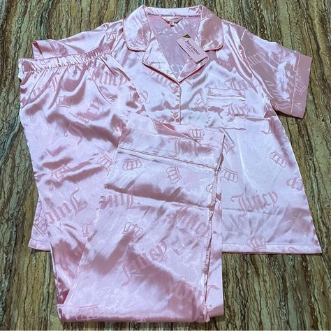 Juicy Couture Intimates & Sleepwear | Juicy Couture | Color: Pink | Size: Xl Juicy Couture Pajamas, Juicy Couture Aesthetic, Juicy Culture, Juicy Couture Clothes, Juicy Couture Logo, Y2k Juicy Couture, Juicy Couture Purse, Pink Lifestyle, Juicy Couture Accessories