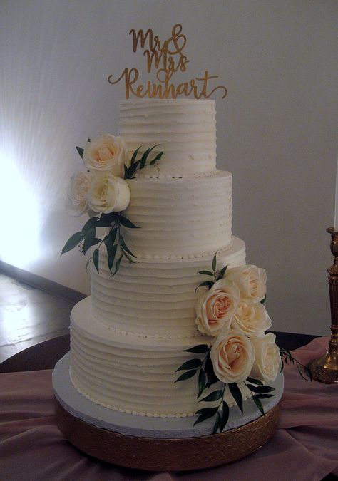 https://flic.kr/p/GhKoRZ | Elegant Textured Ivory Butter Cream Wedding Cake accented with Fresh Blush Roses Cream Colored Wedding Cake, Butter Cream Wedding Cakes, Fresh Cream Wedding Cake Design, Butter Cream Wedding Cake, Buttercream Rose Wedding Cake, Garden Rose Wedding Cake, White Ribbed Wedding Cake, Cream Wedding Cakes, Special Event Cakes