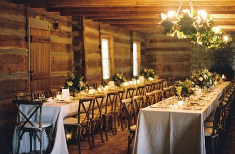 rustic-wedding-nashville-cabin-ideas Log Cabin Wedding, White Wedding Ceremony, Cozy Wedding, Long Tables, White Winter Wedding, Nashville Wedding Venues, Cabin Wedding, Crossback Chairs, Dining Design