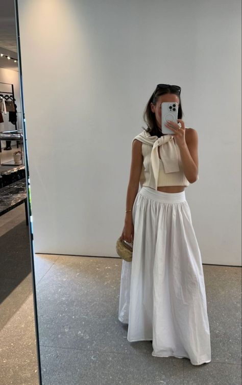 High Quality Fashion, Classic Bohemian Style Outfits, Aspen Fashion Summer, Australian Summer Fashion 2023, Europe Summer Fashion 2024, Dissh Outfit Ideas, Wedding Week Outfits, New Zealand Outfits Summer, Cape Cod Aesthetic Outfits