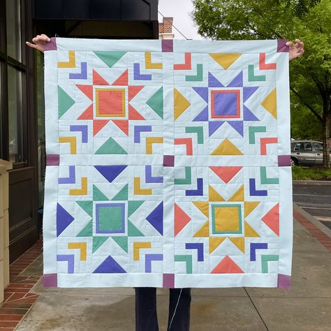 Astra Quilt Kit- Monica Colorway — String & Story Astra Quilt, Aztec Quilt, Solid Fabric Quilts, Amish Quilt Patterns, Quilt Stars, Quilt Star, Tiled Quilt, Quilts Modern, String Quilt