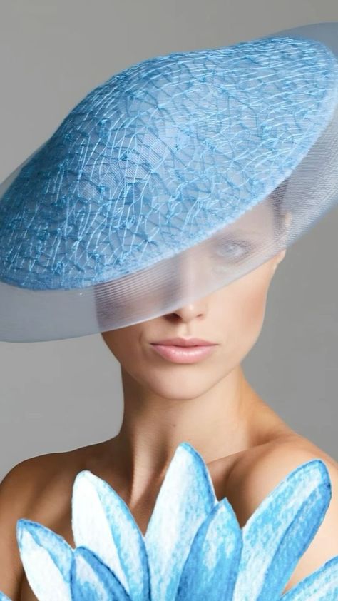 Diy Fascinator, Hat Inspiration, Classy Hats, Royal Ascot Hats, Headpiece Accessories, Occasion Hats, Ascot Hats, Head Pieces, Feather Hat