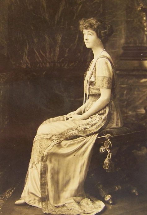 Consuelo Vanderbilt | c. 1912, Duchess of Marlborough. Campbell Studios, Waldorf Astoria. Consuelo Vanderbilt, Alva Vanderbilt, Cornelius Vanderbilt, Loveless Marriage, Charles Spencer, I'm Just A Girl, American Princess, Waldorf Astoria, Biltmore Estate