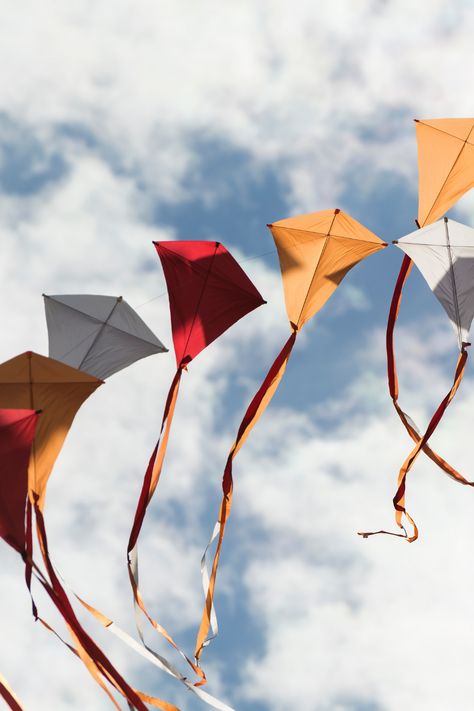 It's National Kite Flying Day! 🪁 When you hear about flying kites, do you automatically hear the Mary Poppins song in your head? If you don’t then you obviously haven’t had the pleasure of enjoying that lovely movie! Take the time to watch it and you won’t be disappointed. But we were talking about National Kite Flying Day! ~ Wayne 🗻🐐🏃 Kite Flying Photography India, Kite Flying Photography, Kites Photography, Kite Aesthetics, Kites Aesthetic, Kite Aesthetic, Kite Festival Photography, Kite Wallpaper, Kite Decor