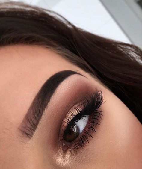 Pin: @baileygrant123 Eyeshadow Brown Eyes, Prom Makeup For Brown Eyes, Peoples Faces, 15 Makeup, Brown Smokey, Amazing Makeup, Makijaż Smokey Eye, Makeup Guide, Eye Makeup Tips