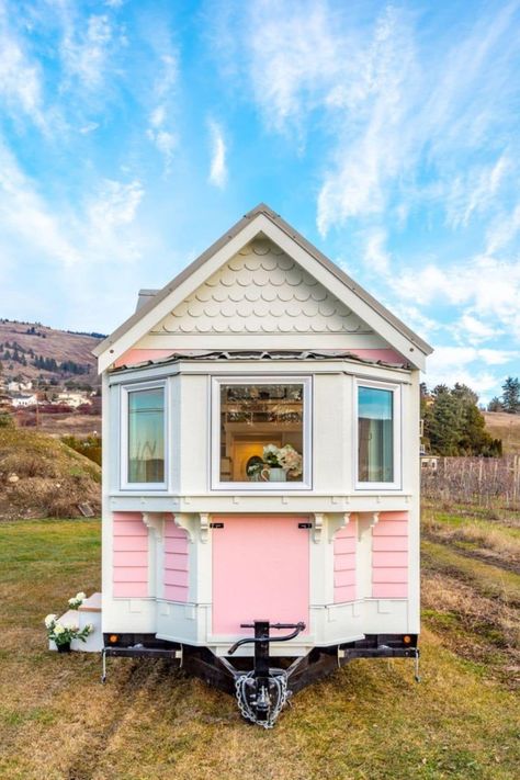 Victorian Tiny House, Vernon Bc, Pink Victorian, Tiny House For Sale, Tiny House Listings, Wood House, Tiny House Movement, Beautiful Houses, Tiny Houses For Sale