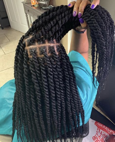 Cuban Twists, Twists Short, Cuban Twist, Marley Twist Hairstyles, Cuban Twist Hair, Bob Braids Hairstyles, Short Box Braids Hairstyles, Braided Cornrow Hairstyles, Twist Styles