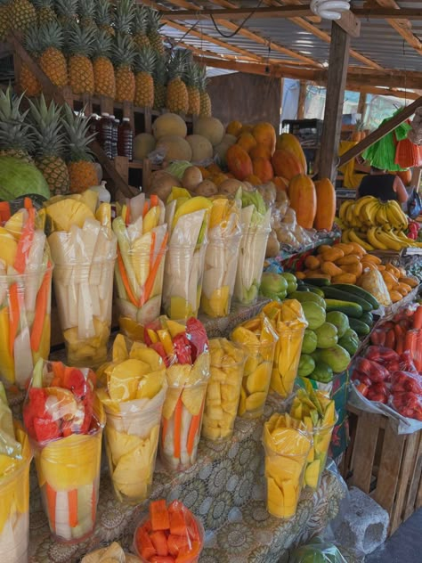 Tropical Mexico Aesthetic, Mexico Aesthetic Food, Mexico Summer Aesthetic, Fruit Stand Aesthetic, Mexico Vacation Aesthetic, Summer In Mexico, Mango Aesthetic, Latina Summer, New Mexico Aesthetic