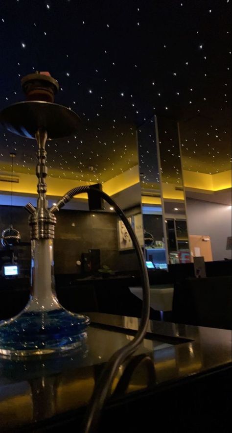 Shishabar Snapchat Story, Hooka Bar Instagram Story, Shishabar Snapchat, Sheesha Snapchat Story, Albania Quote, Dinner Date Aesthetic, Movie Night Photography, Nightclub Aesthetic, Calligraphy Tutorial