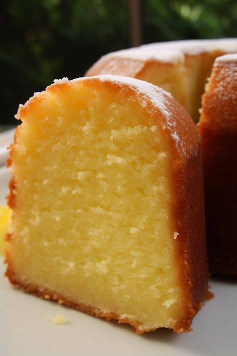 Homemade Lemon Pound Cake, Moist Lemon Pound Cake, 7up Pound Cake, Pound Cake Recipes Easy, Lemon Cake Easy, Lemon Pound Cake Recipe, Yummy Deserts, Pound Cake Recipe, Lemon Cake Recipe