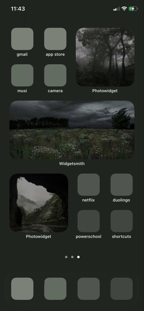 Dark Green Aesthetic Ios14 Homescreen, Forest Phone Layout, Green Aesthetic Ipad Layout, Homescreen Ideas Green Aesthetic, Widgetsmith Ideas Aesthetic Green, Widget Iphone Aesthetic Ideas Green, Homescreen Layout Iphone White, Dark Green Phone Background, Green Phone Theme Aesthetic