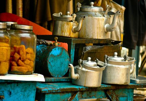 Indian Tea Stall, Tapri Chai, Old Dhaka, Tea Stall, India Street, Indian Tea, Food Cart Design, Culture And Society, Figure Sketching