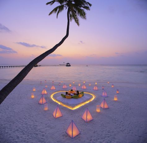 Five genuinely unforgettable honeymoons from the travel experts who've doubled down on romance and glamour Maldives Honeymoon Package, Romantic Sunset Beach, Wedding Pictures Beach, Dream Dates, Maldives Honeymoon, Beach Dinner, Candle Night, Honeymoon Places, Romantic Surprise