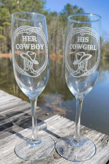 Engraved cowboy and cowgirl champagne flute set with boots, cowboy hat, and rope, country wedding.  Personalized country champagne glasses. Western Wedding Party Photos, Western Wedding Ideas Rustic, Western Reception, Western Boho Wedding, Rustic Western Wedding, Country Wedding Pictures, Country Western Wedding, Western Style Wedding, Western Themed Wedding