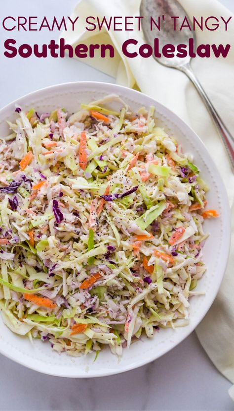 Call Slaw Recipes, Classic Coleslaw Recipe, Southern Coleslaw, Food Sides, Easy Coleslaw, Coleslaw Dressing, Southern Kitchens, Cole Slaw, Slaw Recipes