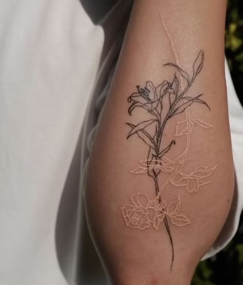 Flower Veins Tattoo, White Lilly Tattoos, Heather Tattoo, Tattoo Crane, White Flower Tattoos, Lilly Tattoo, Red Flower Tattoos, White Ink Tattoos, Lillies Tattoo