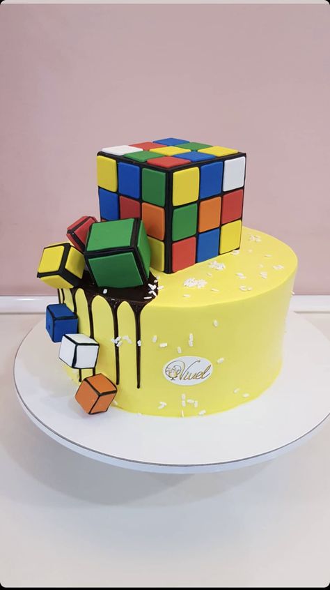 Rubric Cube Cake, Rubix Cube Birthday Cake, Runic Cube Cake, Rubix Cube Cake Ideas, Rubik's Cube Cake, Rubix Cube Birthday Party Ideas, 11 Birthday Cake Boy, Rubix Cube Party, Cube Cake Design