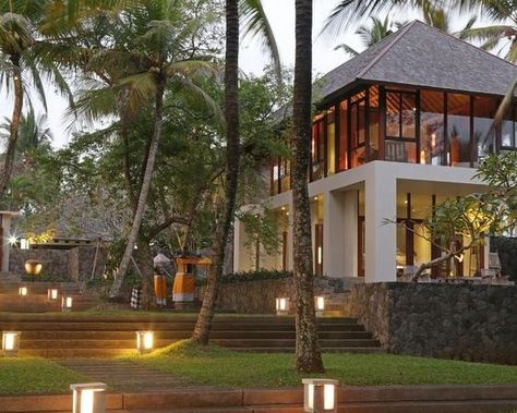 Wedding Bali, Bali Architecture, Bali Style Home, Indochine Style, Modern Tropical House, Tropical House Design, Bali House, Resort Architecture, Thai House