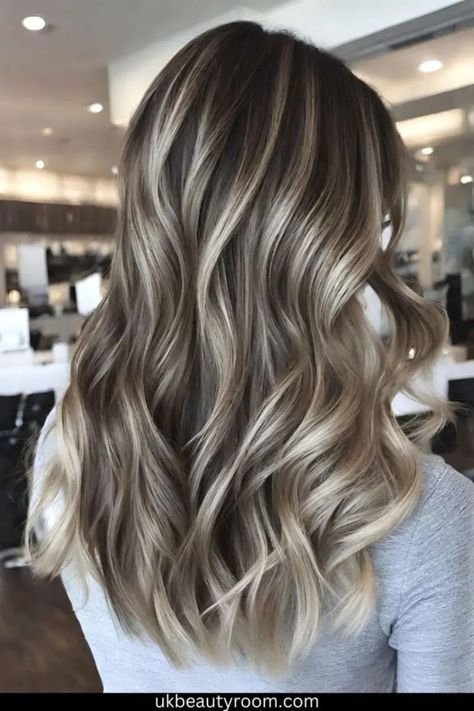 Two Toned Hair Color, Brassy Brunette, Brown Hair With Ash Blonde Highlights, Tone Brown Hair, Light Ash Brown Hair Color, Ash Brown Hair With Highlights, Brown Hair Color With Blonde Highlights, Dark Brown Hair With Blonde Highlights, 30 Hair Color