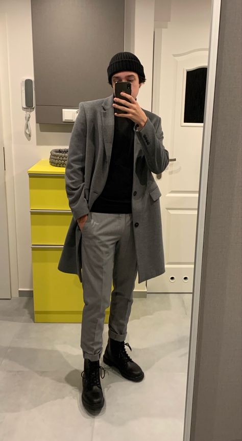 Suit With Doc Martens, Dr Martens With Suit Men, Doctor Martens Outfit Men, Dr Martens Suit Men, Doc Martens Office Outfit, Doctor Martens Outfit, Men’s Docs Outfit, Mens Doc Martens Outfits, Men’s Fashion Doc Martens