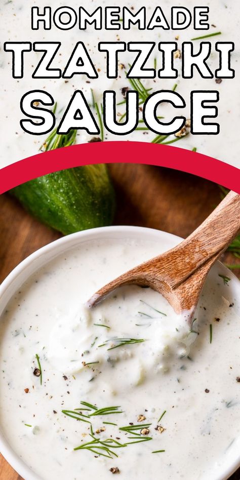 This classic Creamy Tzatziki Sauce Recipe is a staple in Greek cuisine and comes together in just minutes! Crockpot Recipes Summer, Make Tzatziki Sauce, Taziki Sauce, Vegan Spreads, Veggie Society, Yogurt Homemade, Tzatziki Sauce Recipe, Vegan Tzatziki, Homemade Tzatziki Sauce