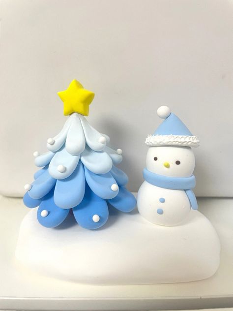 Clay Christmas Trees Diy, Foam Clay Christmas, Christmas Clay Crafts For Kids, Winter Clay Ideas, Clay Tutorials Step By Step, Fimo Christmas Decorations, Clay Christmas Ornaments Diy, Christmas Clay Ideas, Christmas Tree Clay