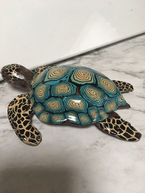 Clay Turtles, Polymer Clay Turtle, Turtle Painted Rocks, Clay Turtle, Sculpture Images, Easy Sculpture, Ceramic Turtle, Turtle Sculpture, Sea Turtle Art