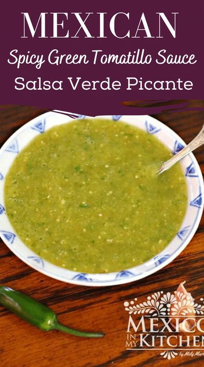 Green Salsa Recipe Tomatillos, Tomatillo Sauce Recipe, Making Enchiladas, Tacos Carnitas, Mexican Hot Sauce, Mexican Salsa Verde, Green Salsa Recipe, Salsa Mexicana, Green Sauce Recipe