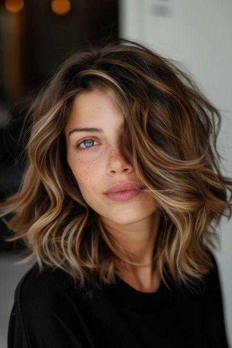 47+ Cozy Winter Hair Color Ideas for 2024 Winter Bob Hair Color, Root Beer Hair, Ash Blonde Balayage Dark, Midnight Black Hair, Deep Plum Hair, Cottagecore Hair, Dark Burgundy Hair, Edgy Hair Color, Winter Hair Colors