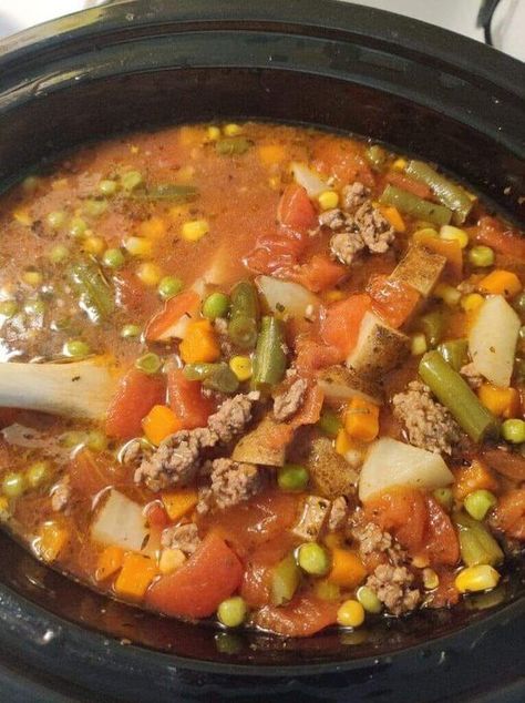 Crockpot Recipes! | I found this Cowboy Soup Recipe online years ago | Facebook Weight Watchers Vegetable Soup, Hamburger Vegetable Soup, Beef Soup Recipes, Food Soup, Hamburger Soup, Green Beans And Potatoes, Vegetable Beef Soup, Frozen Green Beans, Beef Stew Meat