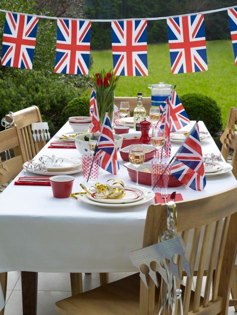 British Themed Parties, British Tea Party, British Party, Royal Tea Parties, London Theme, London Party, Style Anglais, Royal Party, British Tea