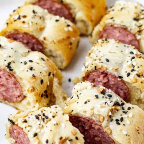 Kalbasa Sausage Appetizers, Kielbasa Wrapped In Crescent Rolls, Smoked Sausage Finger Food, Everything Bagel Crescent Rolls, Kielbasa Crescent Rolls, Kielbasa Sausage Appetizers, Sausage Link Appetizers, Smoked Sausage Crescent Rolls, Keilbasa Recipes Appetizers