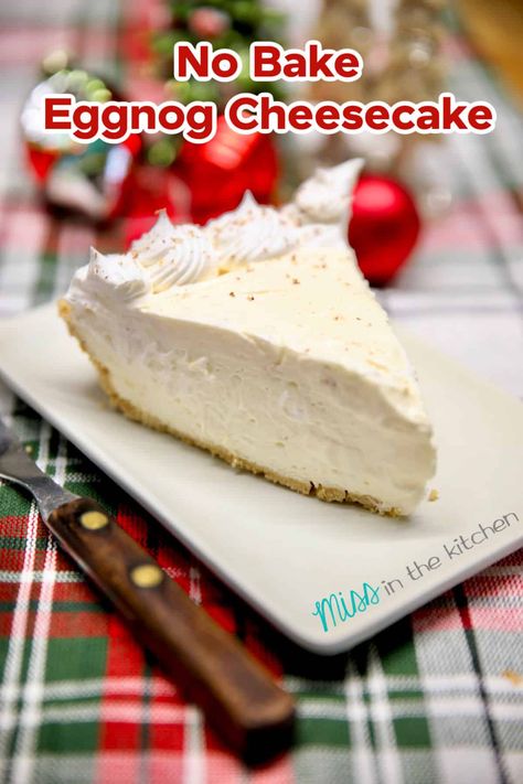 No Bake Eggnog Cheesecake, Easy Eggnog Cheesecake, Eggnog Cheesecake Recipe, Easy Eggnog, Eggnog Cheesecake, No Bake Cherry Cheesecake, Dessert To Make, Baked Cheesecake Recipe, Chocolate Graham Crackers